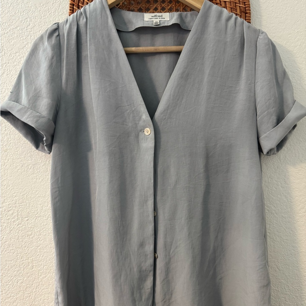 Wilfred Gray Button Down Short Sleeve Top